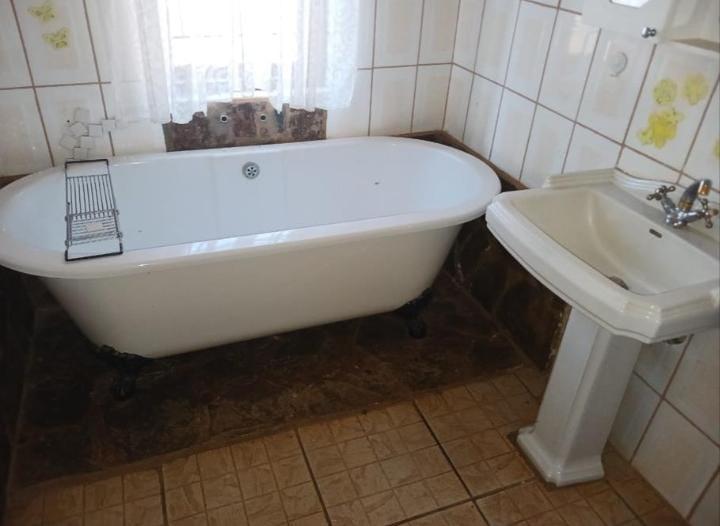 4 Bedroom Property for Sale in Rustenburg North West